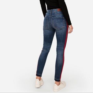 High waisted jeans